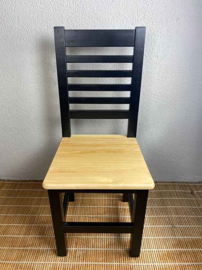 silla Andalucía respaldo horizontal color negro