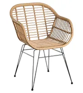 Silla de mimbre con reposabrazos